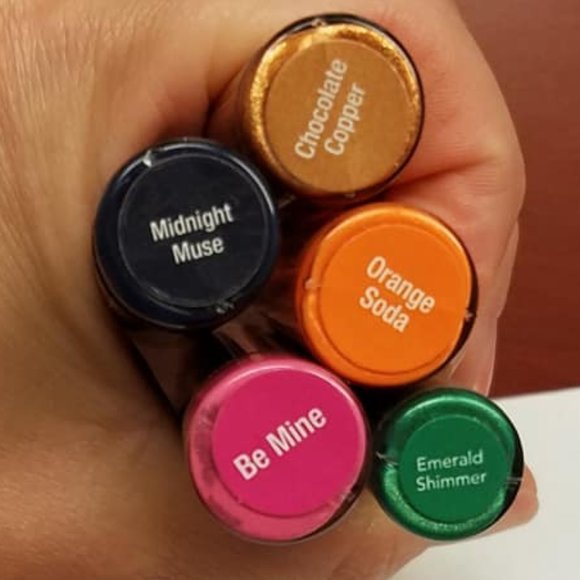 Sold: Senegence Lipsense and Shadowsense Bundle - Picture 3 of 3